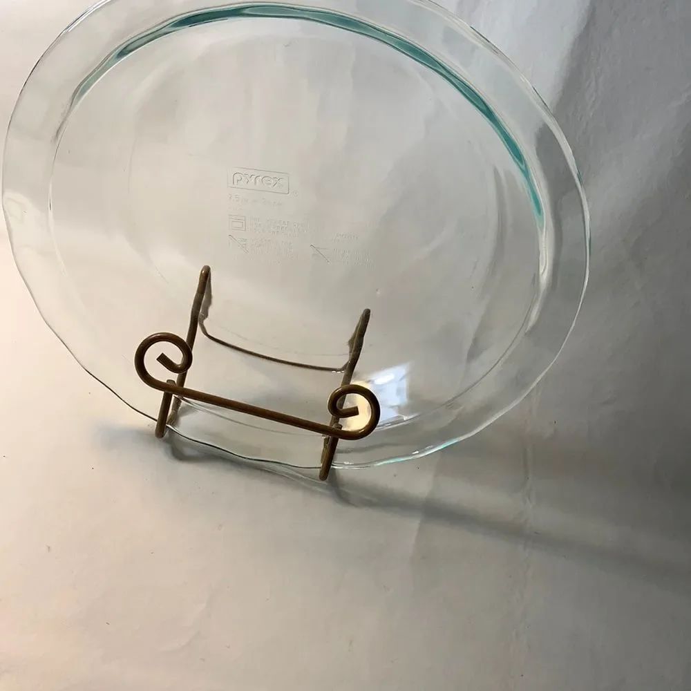 Pyrex 9.5 Inches Pre Heated Oven No Stove Top